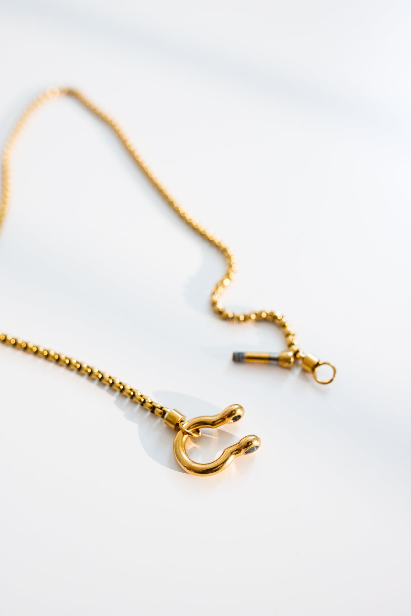 Horsebit Necklace - Gold