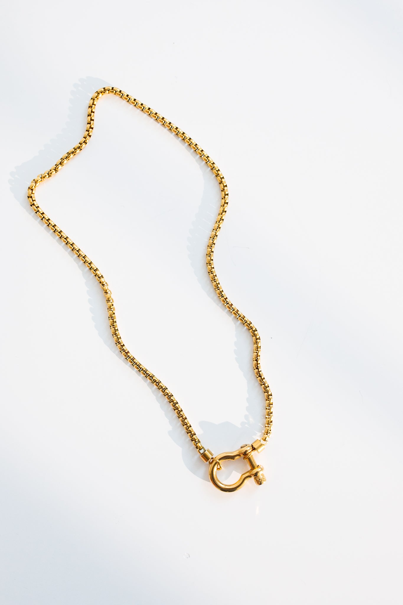 Horsebit Necklace - Gold