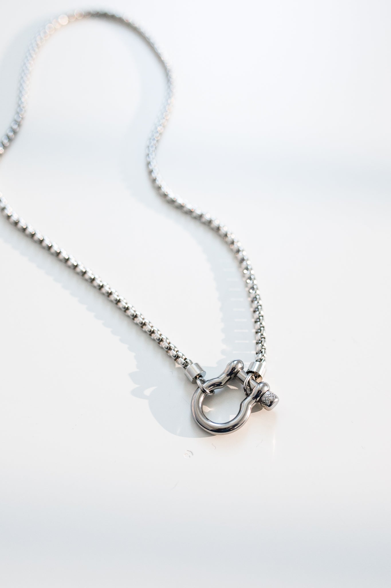 Horsebit Necklace - Silver