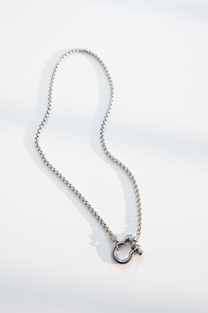 Horsebit Necklace - Silver