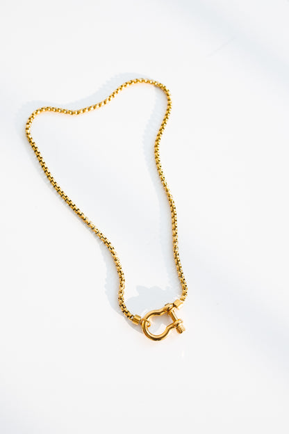 Horsebit Necklace - Gold